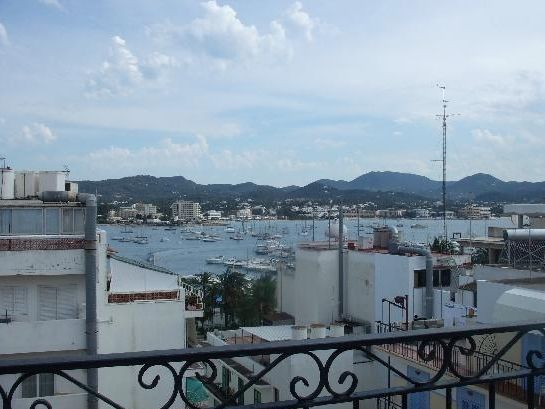 Hostal Ferrer San Antonio  Exterior photo