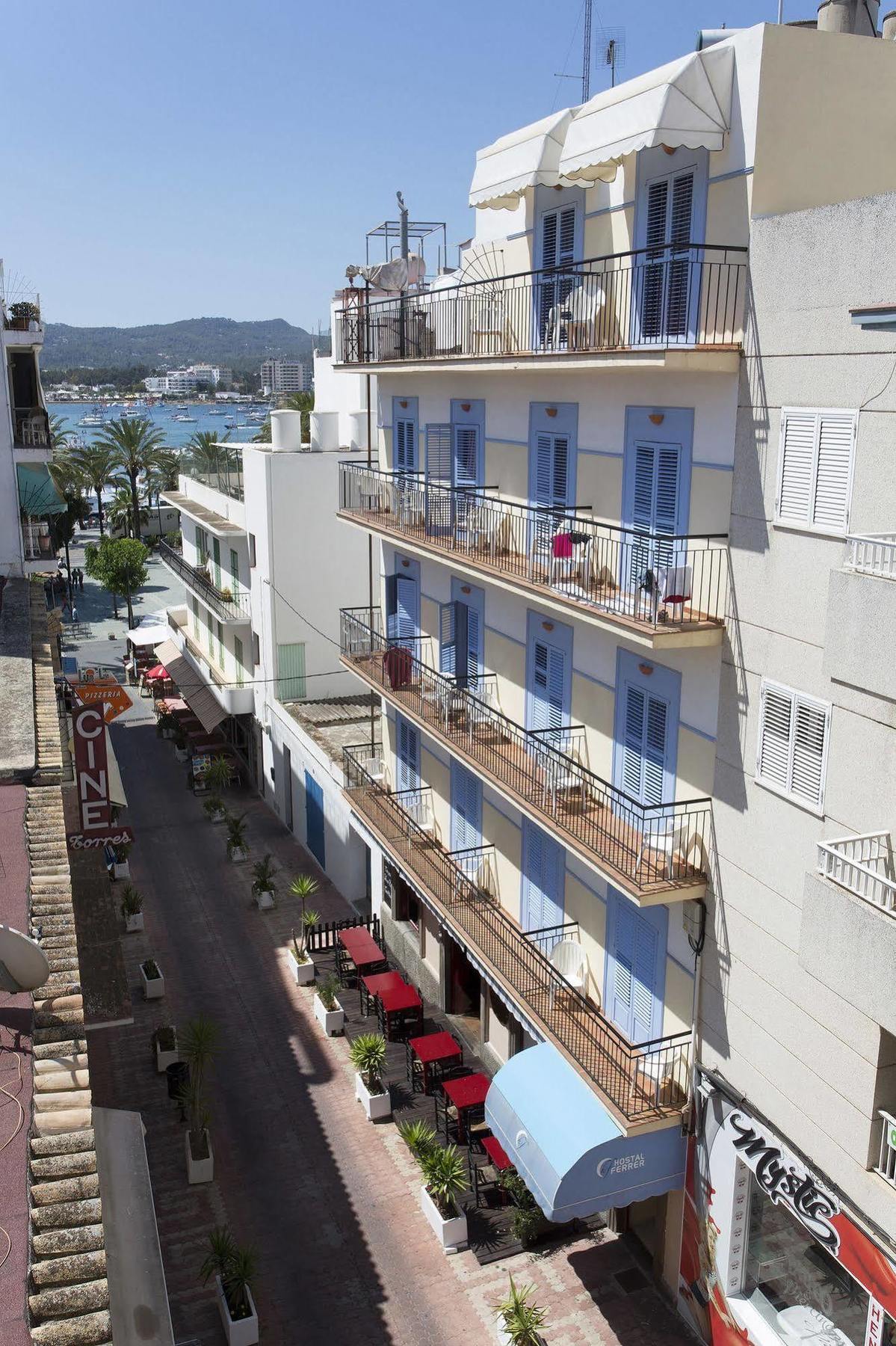 Hostal Ferrer San Antonio  Exterior photo